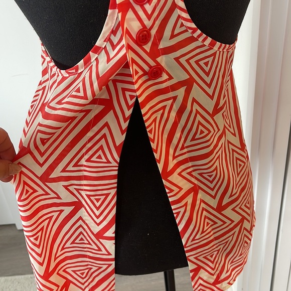 Francesca’s Collection Open Back Flowy Tank - Picture 4 of 5